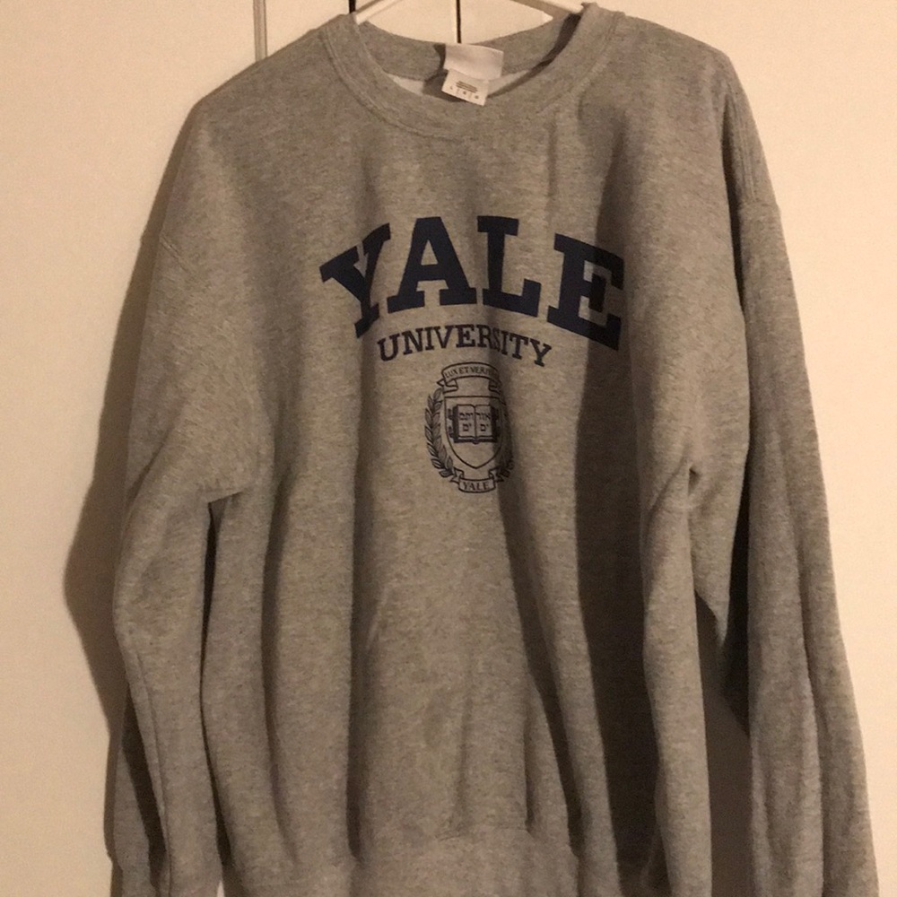 Yale sweatshirt